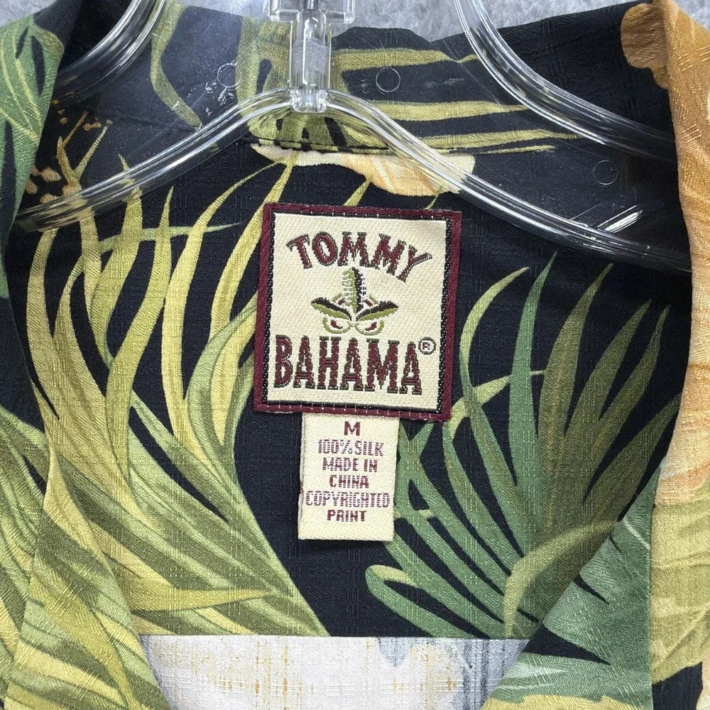 Tommy Bahama Shirt Mens Medium Black Floral‎ Hawaiian Aloha Beach Camp Loop Y2K - Picture 5 of 7